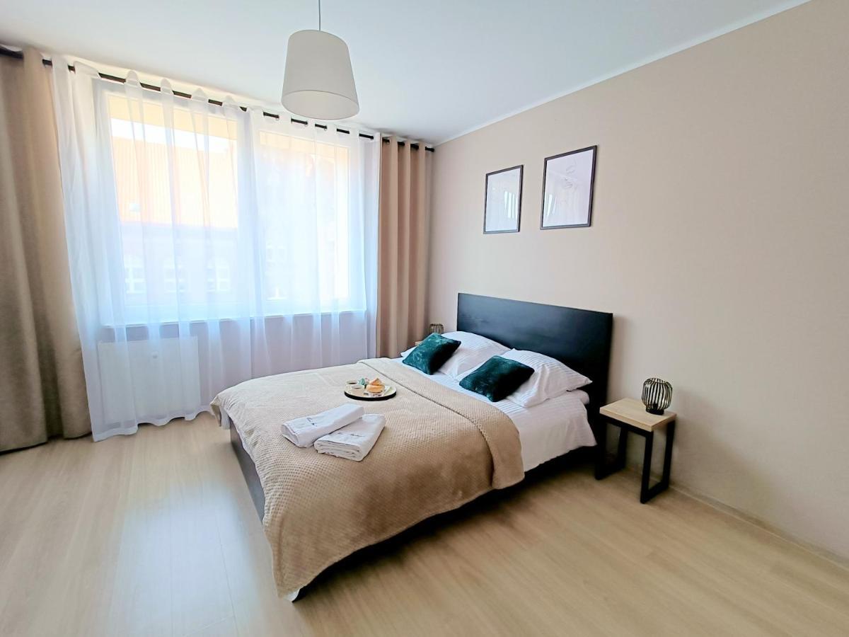 Meraki Apartments กดัญสก์ ภายนอก รูปภาพ